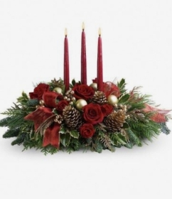 Red Table Arrangement   Three Candles